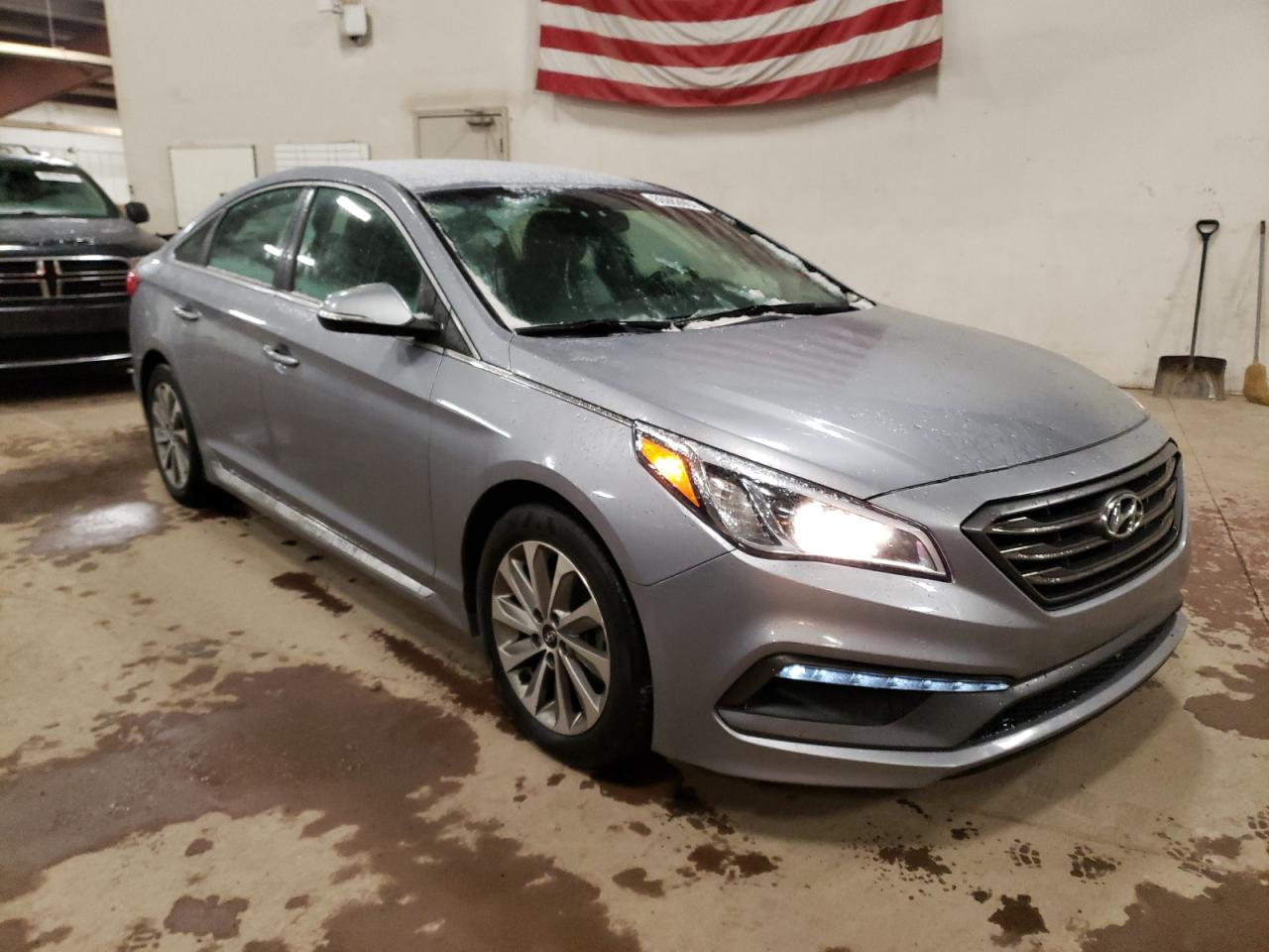 2016 Hyundai Sonata Sport VIN: 5NPE34AFXGH285147 Lot: 86063664