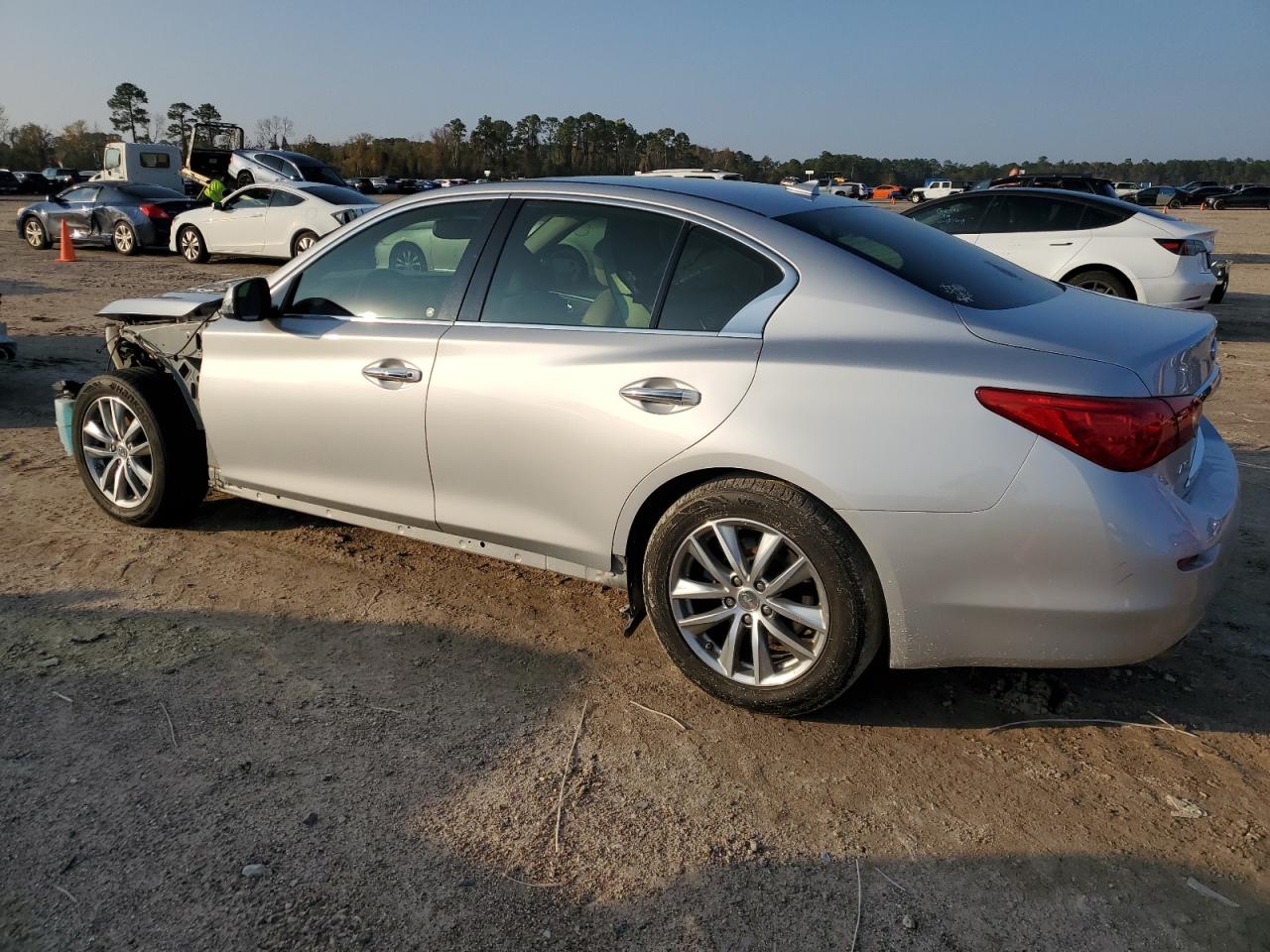 2015 Infiniti Q50 Base VIN: JN1BV7AR8FM405298 Lot: 85739744