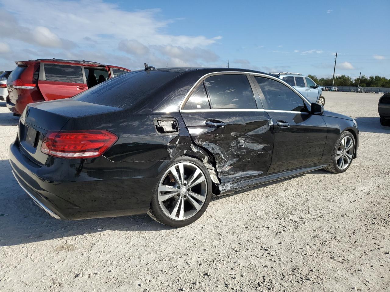 2016 Mercedes-Benz E 350 VIN: WDDHF5KB3GB299100 Lot: 86504954