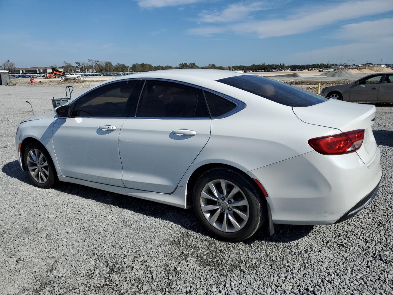 1C3CCCAB5FN535539 2015 Chrysler 200 Limited