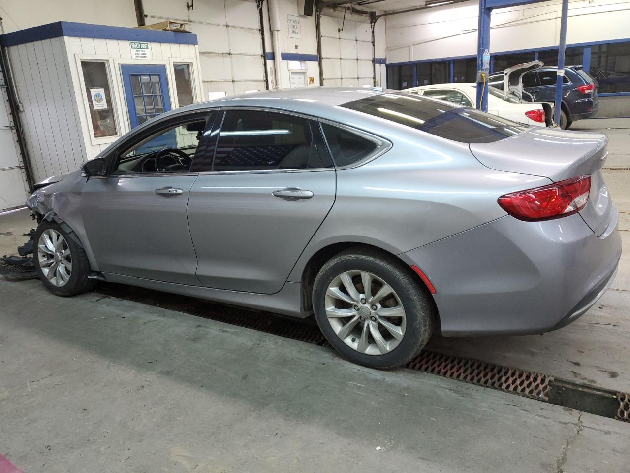 2015 Chrysler 200 C VIN: 1C3CCCCB3FN548514 Lot: 84318044