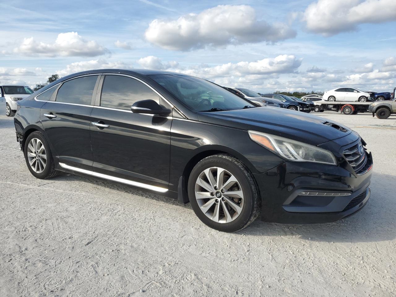 2015 Hyundai Sonata Sport VIN: 5NPE34AF9FH215539 Lot: 86240354