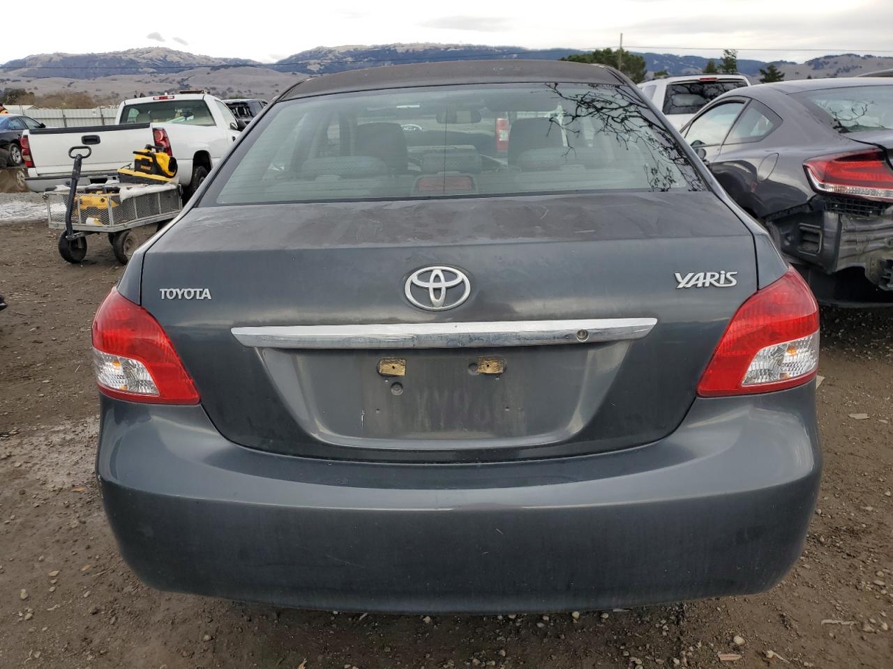 JTDBT923281191857 2008 Toyota Yaris