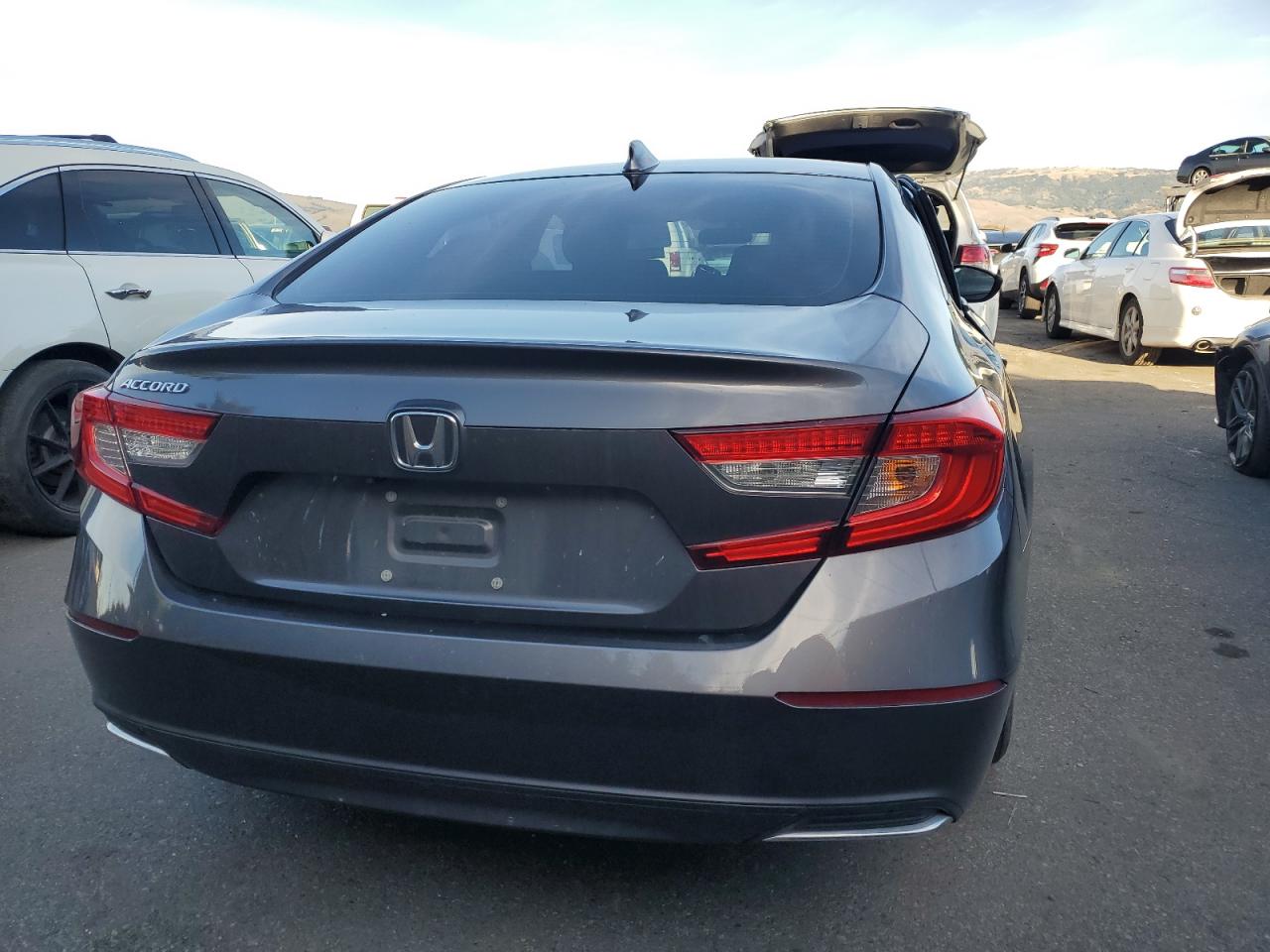 2019 Honda Accord Lx VIN: 1HGCV1F15KA102817 Lot: 87004964