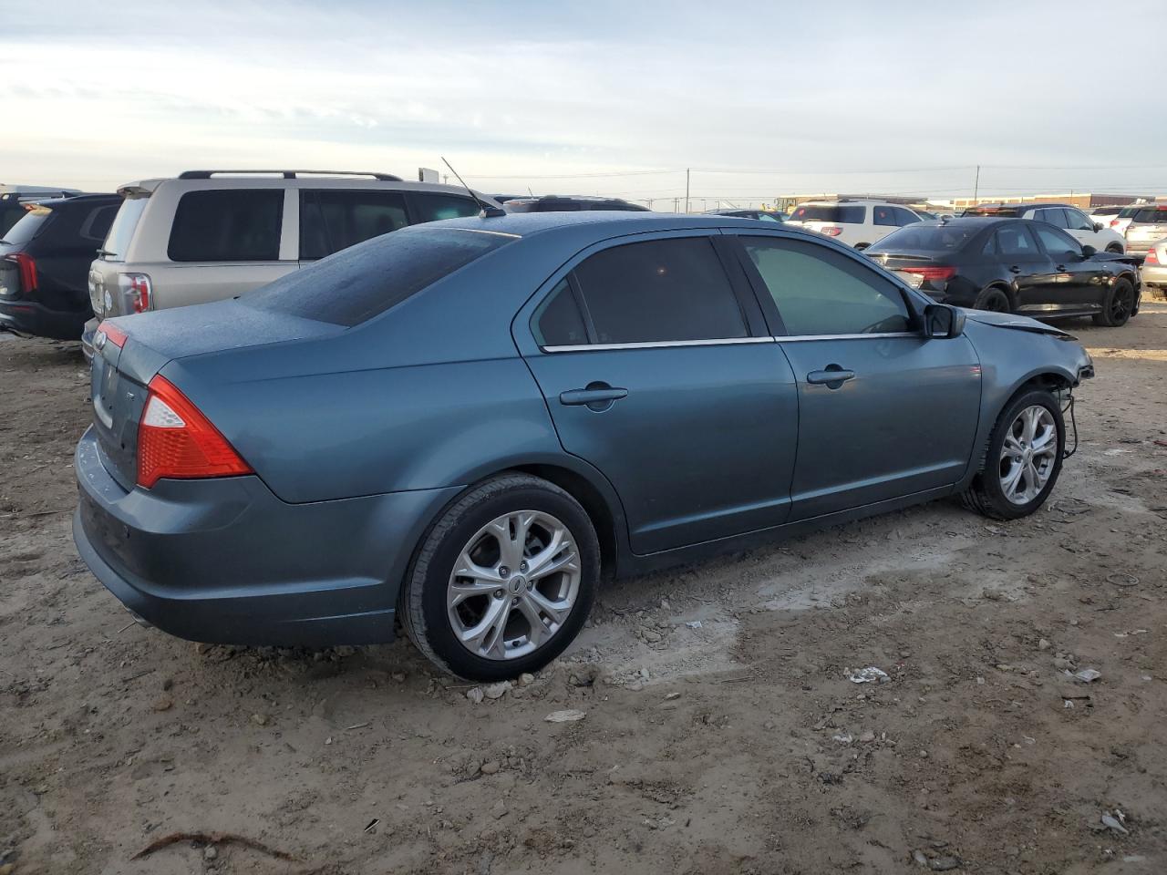 3FAHP0HA3CR216141 2012 Ford Fusion Se