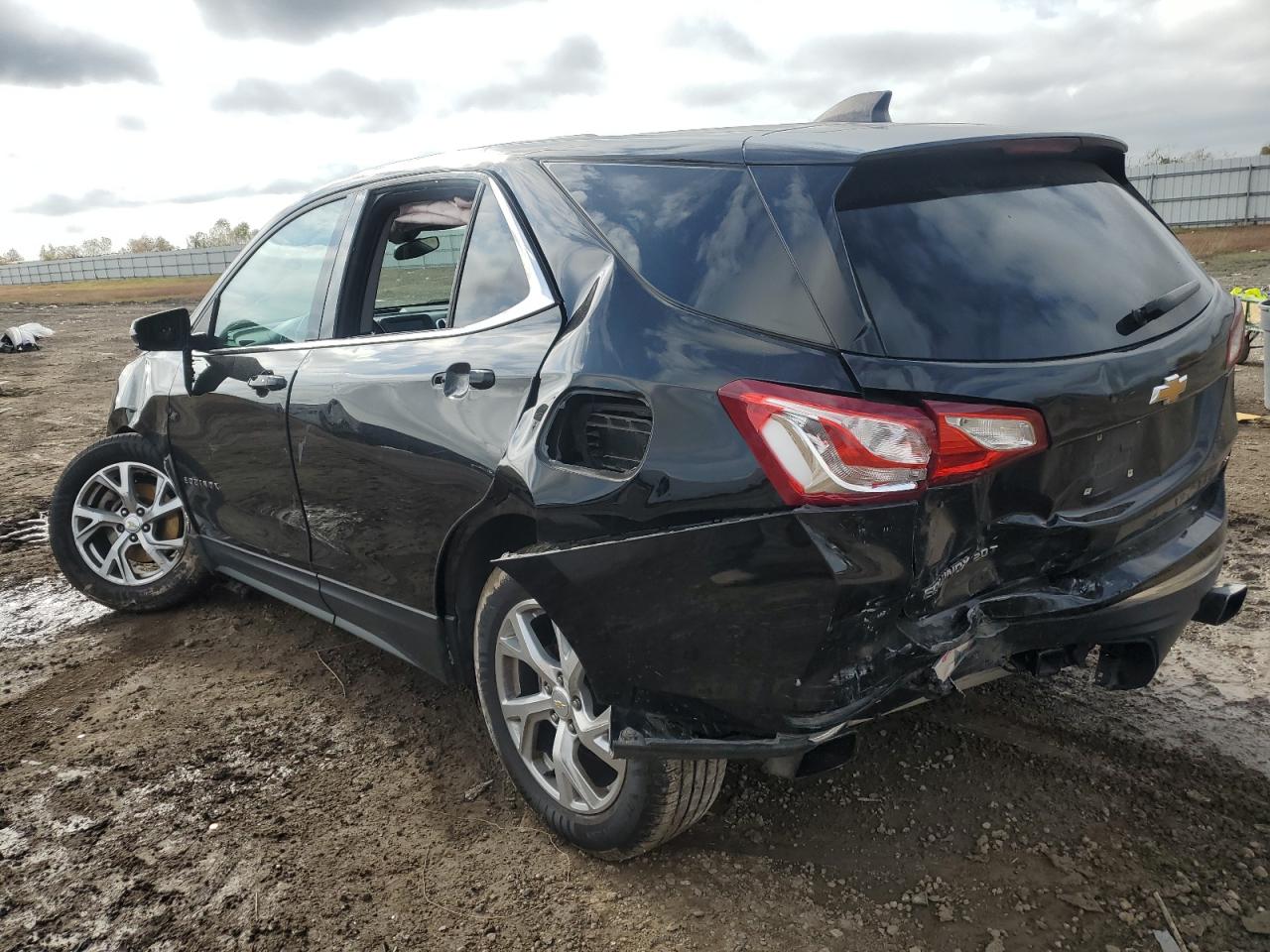 2GNAXKEX2J6203084 2018 Chevrolet Equinox Lt