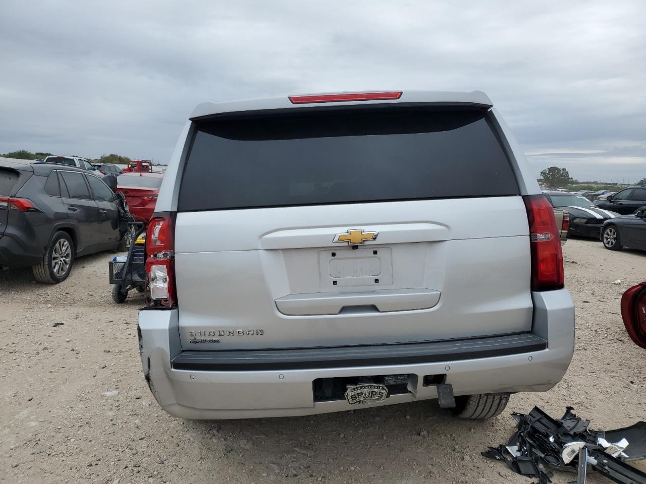 2017 Chevrolet Suburban C1500 Ls VIN: 1GNSCGKC1HR320491 Lot: 82842924