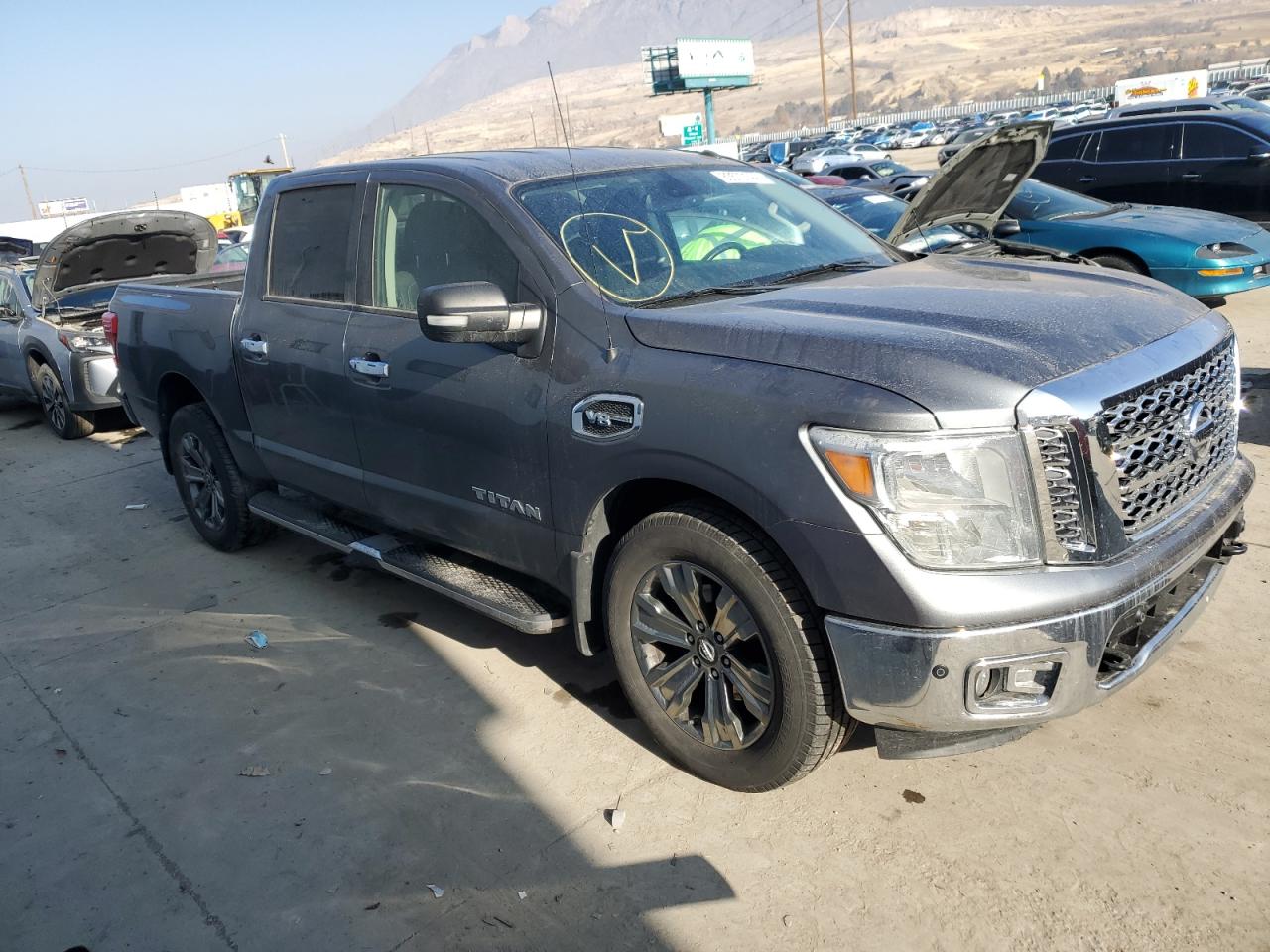 2017 Nissan Titan Sv VIN: 1N6AA1E51HN532333 Lot: 83570144