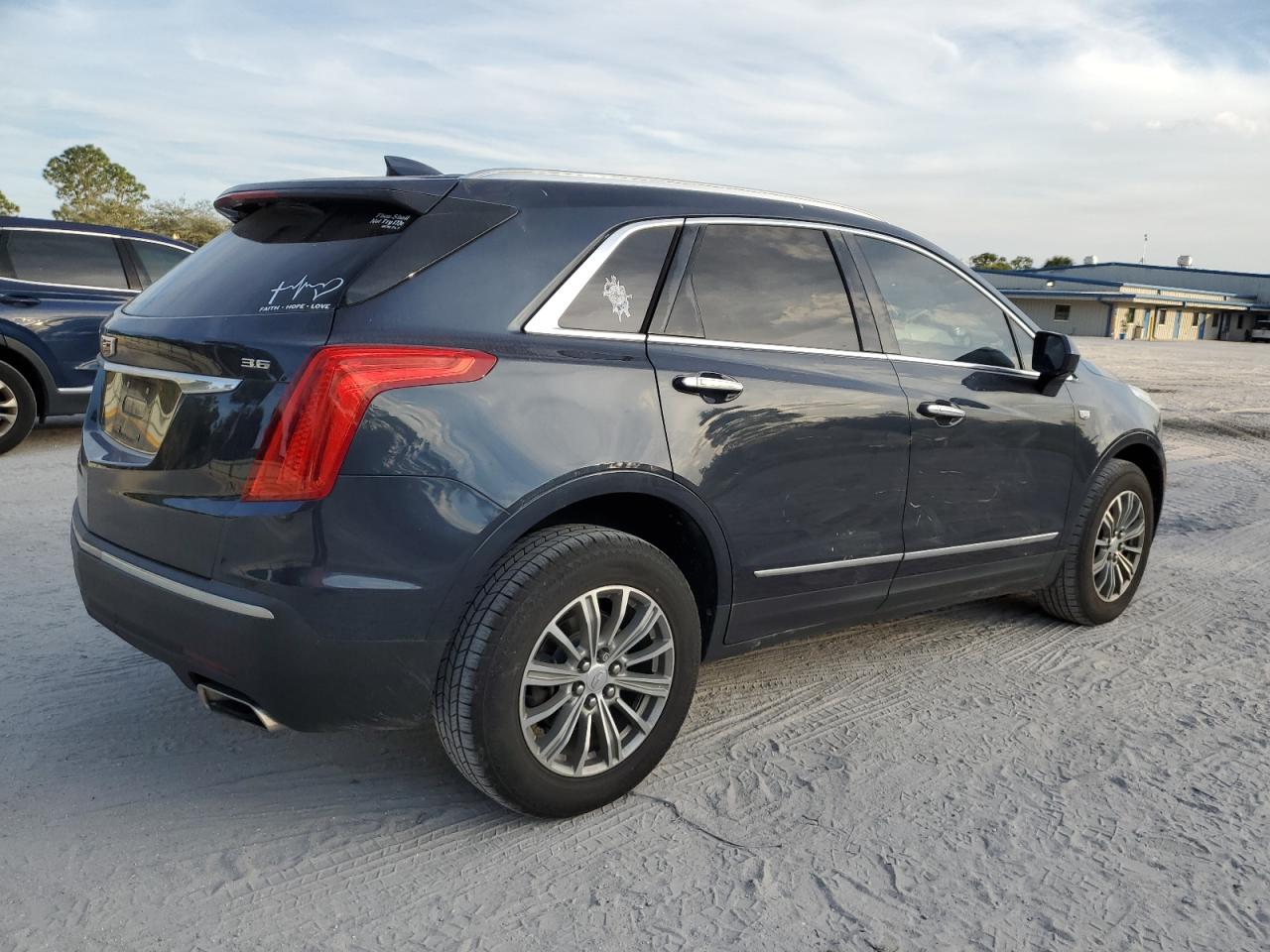 2018 Cadillac Xt5 Luxury VIN: 1GYKNCRS2JZ189208 Lot: 84460874