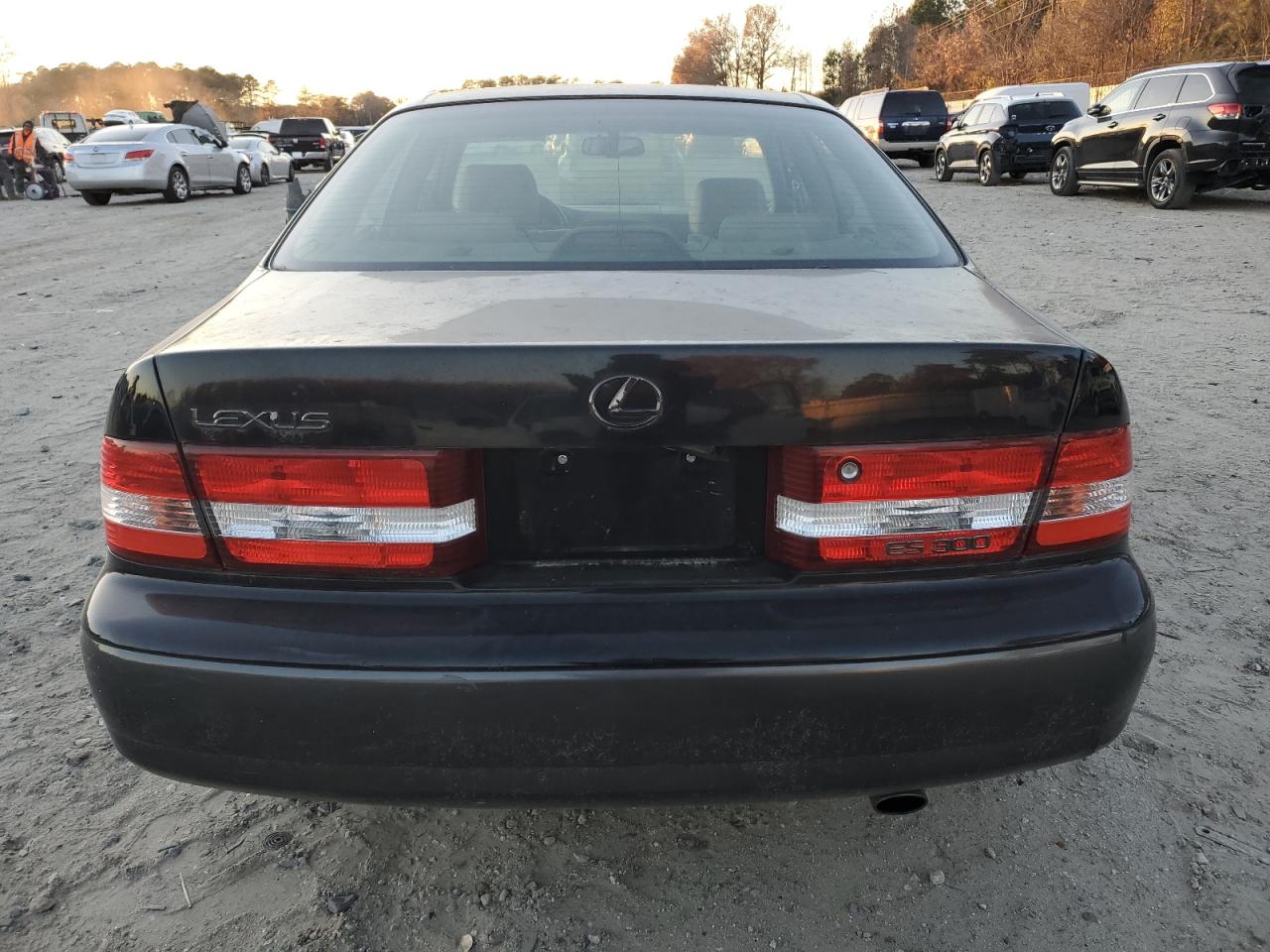 JT8BF28G7Y5090734 2000 Lexus Es 300