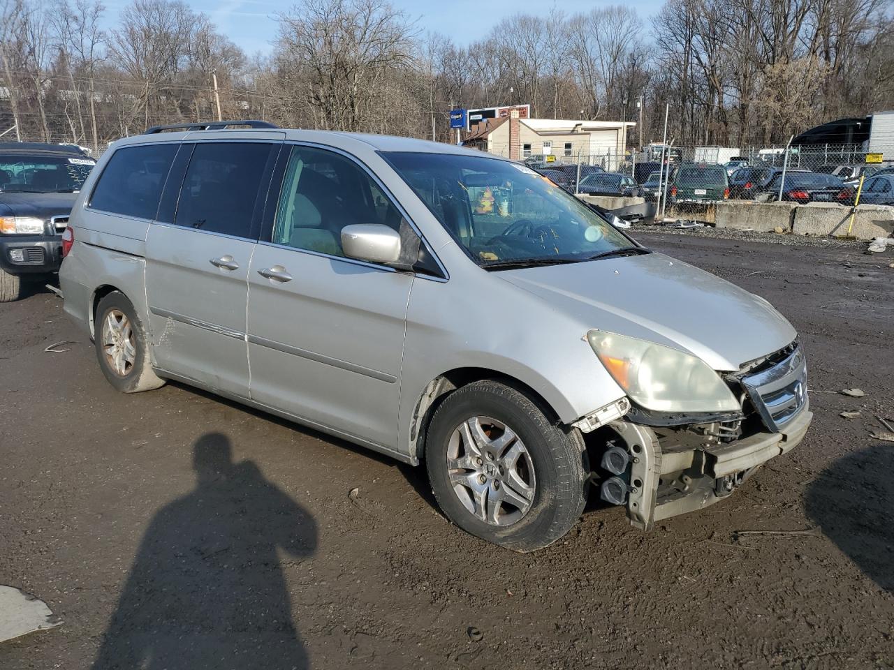 2005 Honda Odyssey Ex VIN: 5FNRL38405B409664 Lot: 84846754