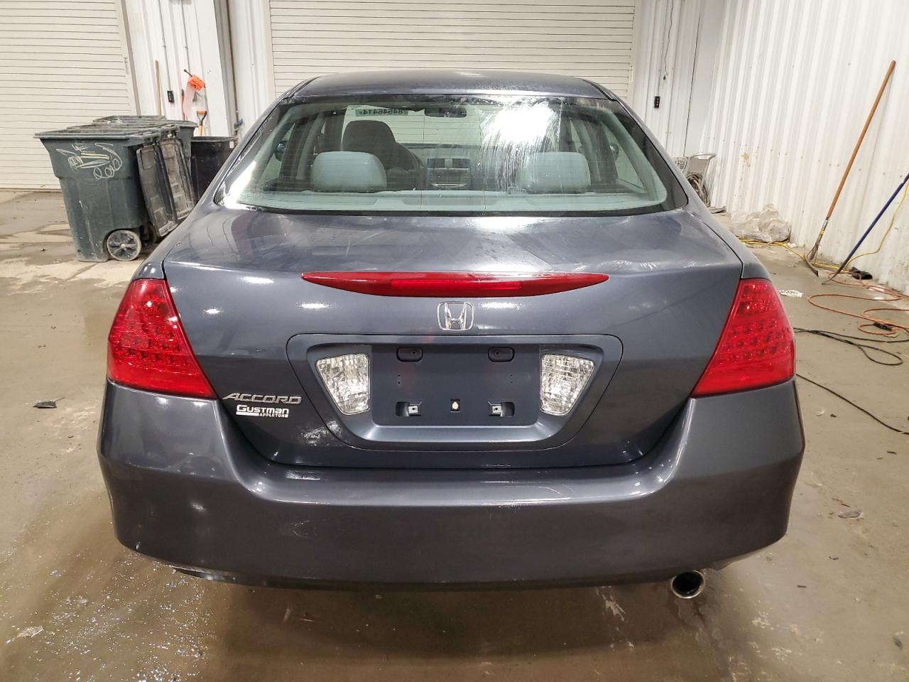 2007 Honda Accord Lx VIN: 1HGCM56437A229237 Lot: 84546414