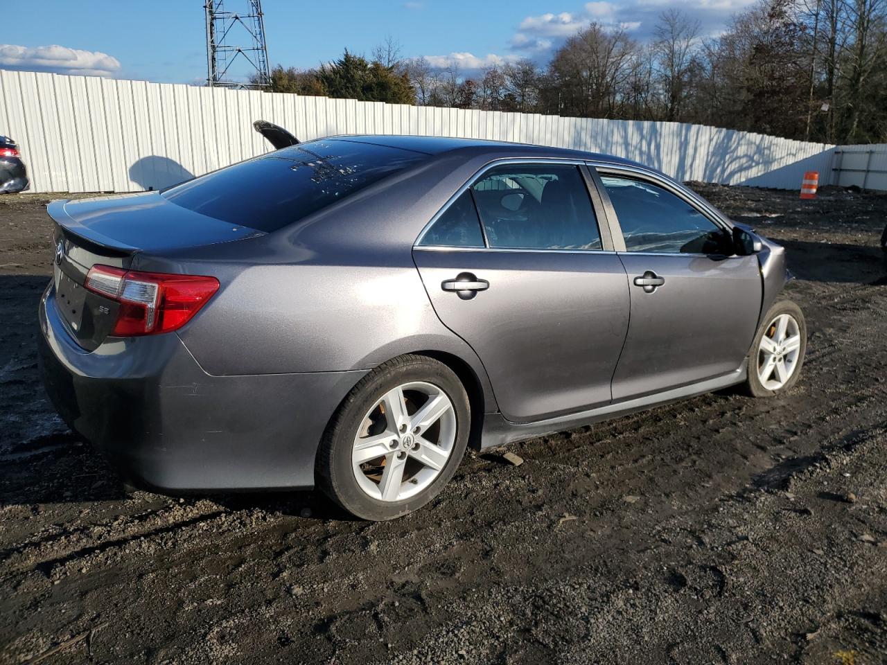 4T1BF1FK0EU471177 2014 Toyota Camry L