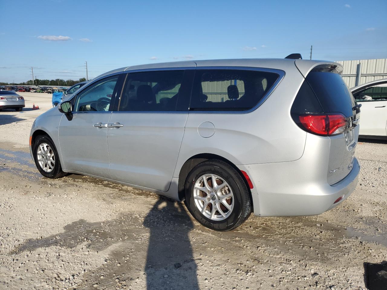 2023 Chrysler Voyager Lx VIN: 2C4RC1CG7PR615528 Lot: 83021944