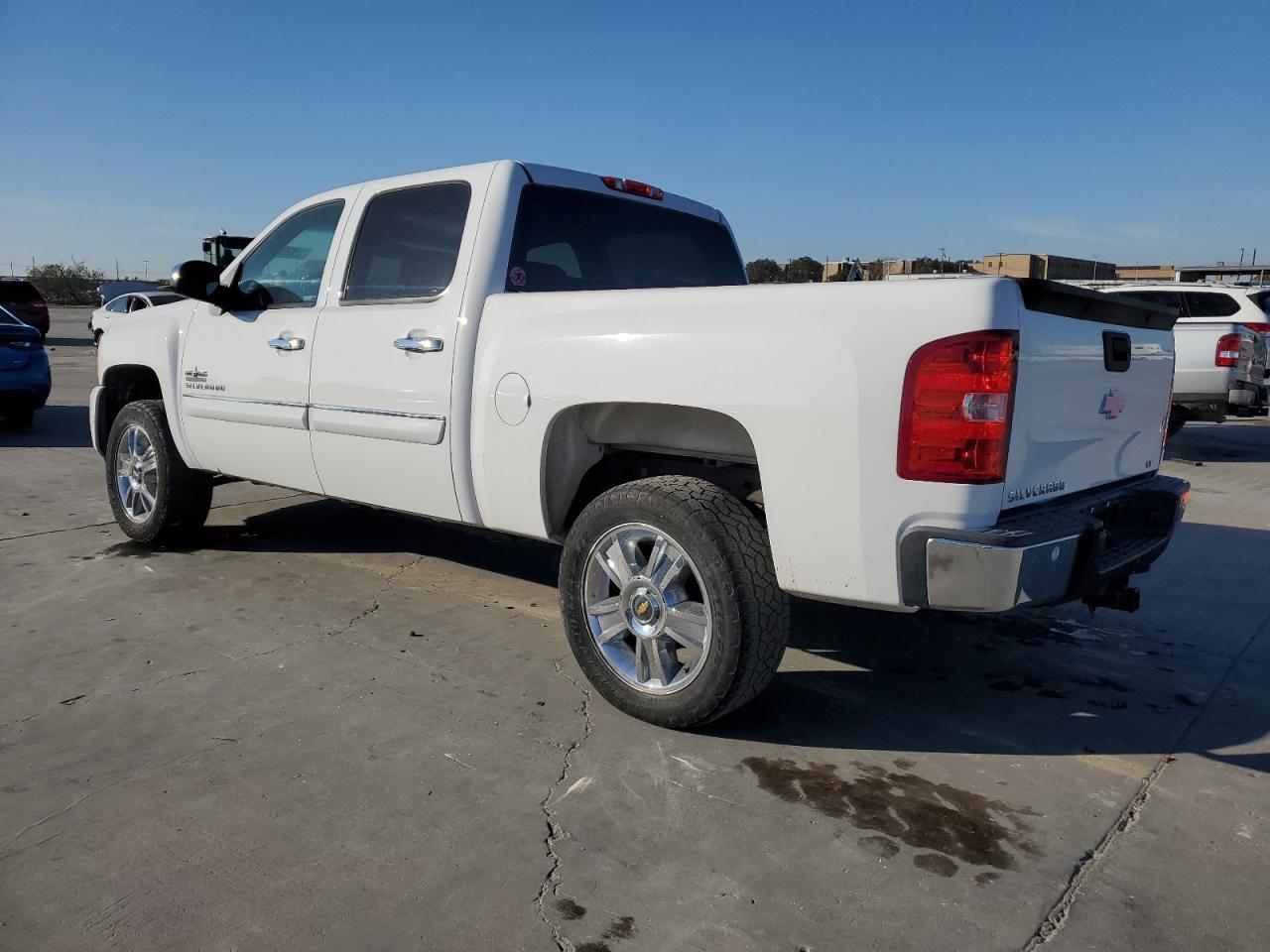 2011 Chevrolet Silverado C1500 Lt VIN: 3GCPCSE03BG287441 Lot: 82694354