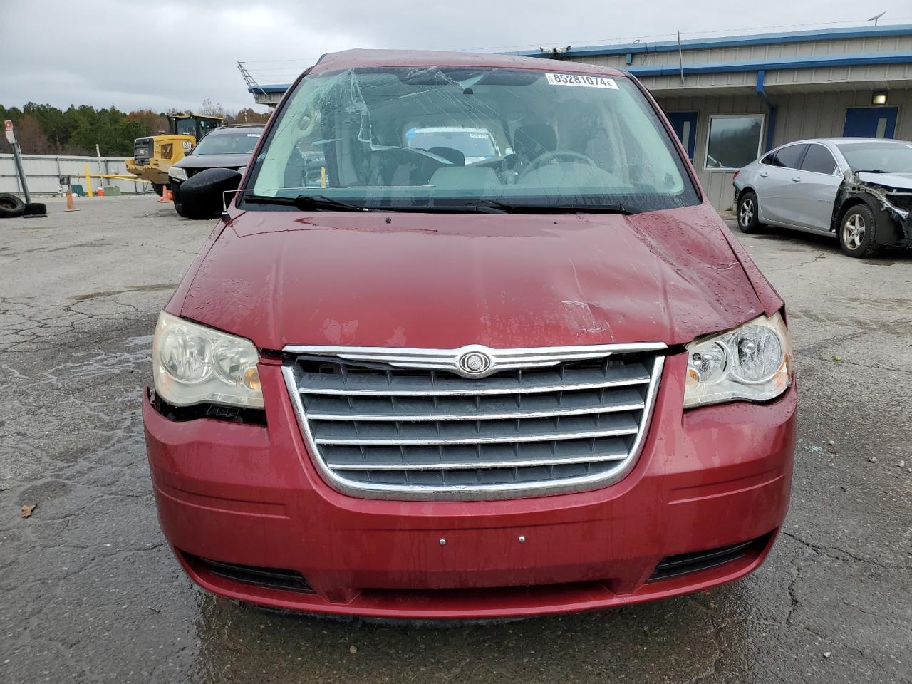 2010 Chrysler Town & Country Lx VIN: 2A4RR2D17AR330196 Lot: 85281074