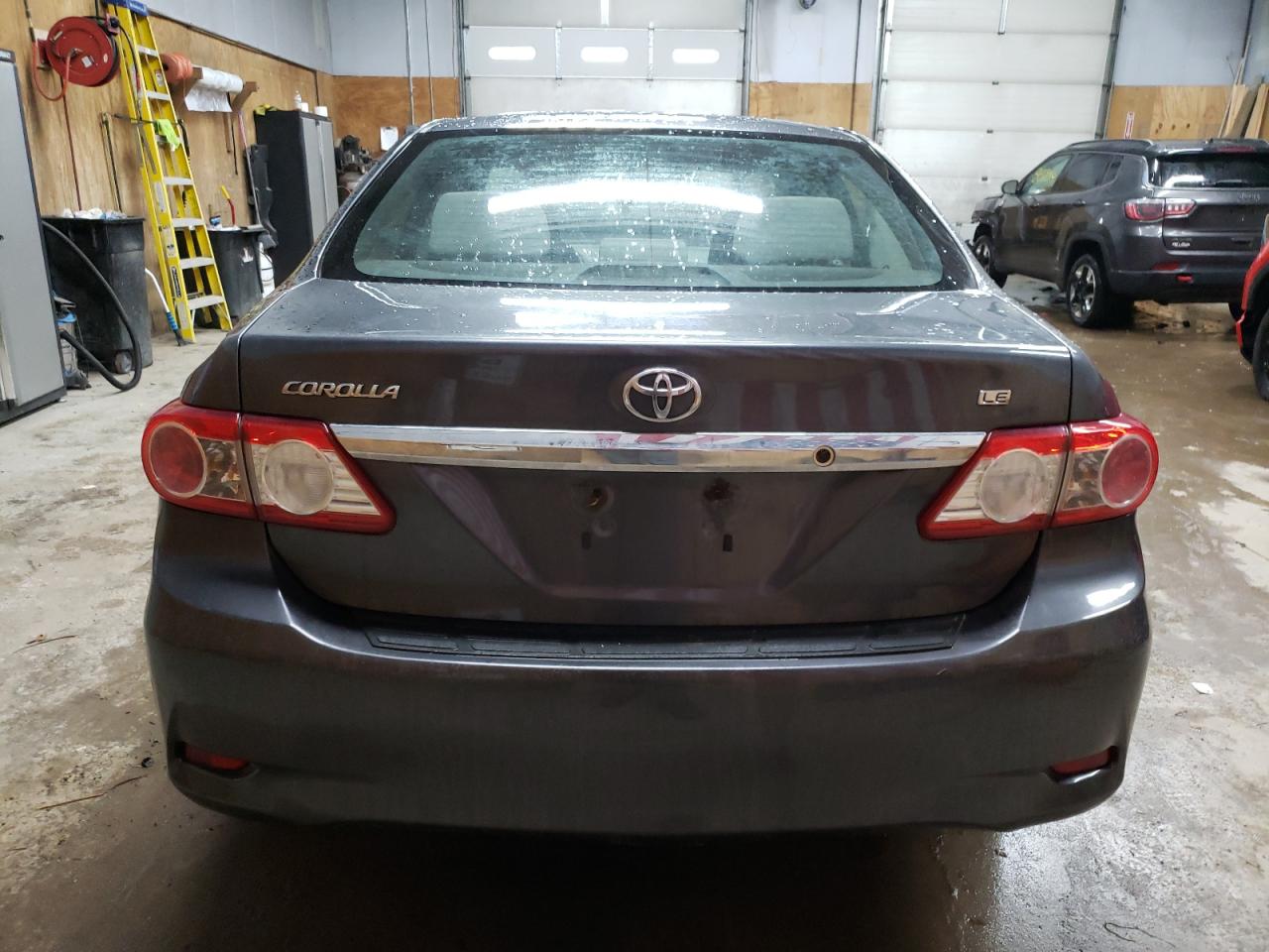 2T1BU4EE3BC747500 2011 Toyota Corolla Base