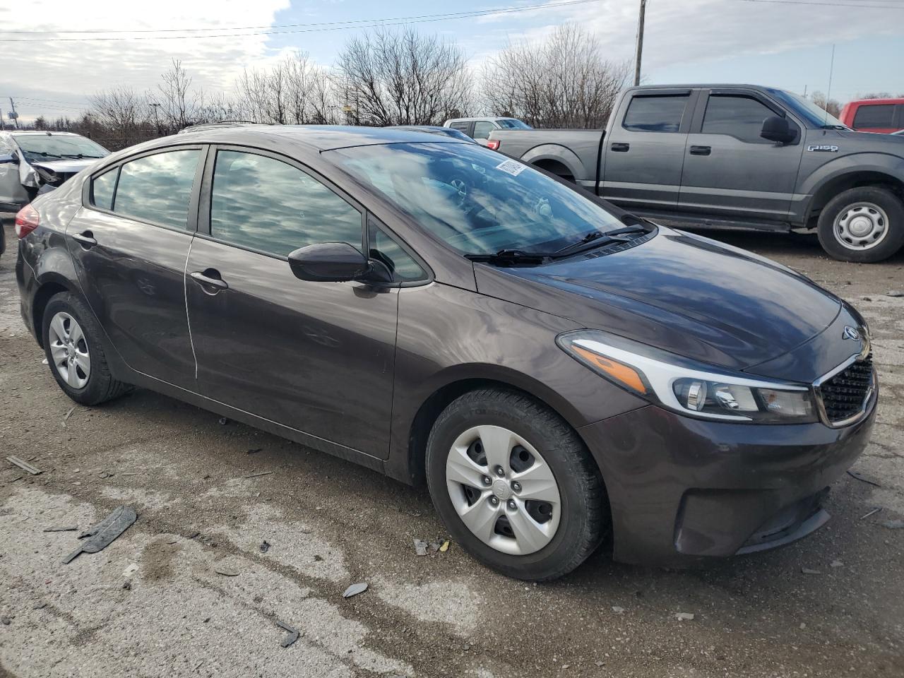 2017 Kia Forte Lx VIN: 3KPFK4A7XHE102433 Lot: 80704924