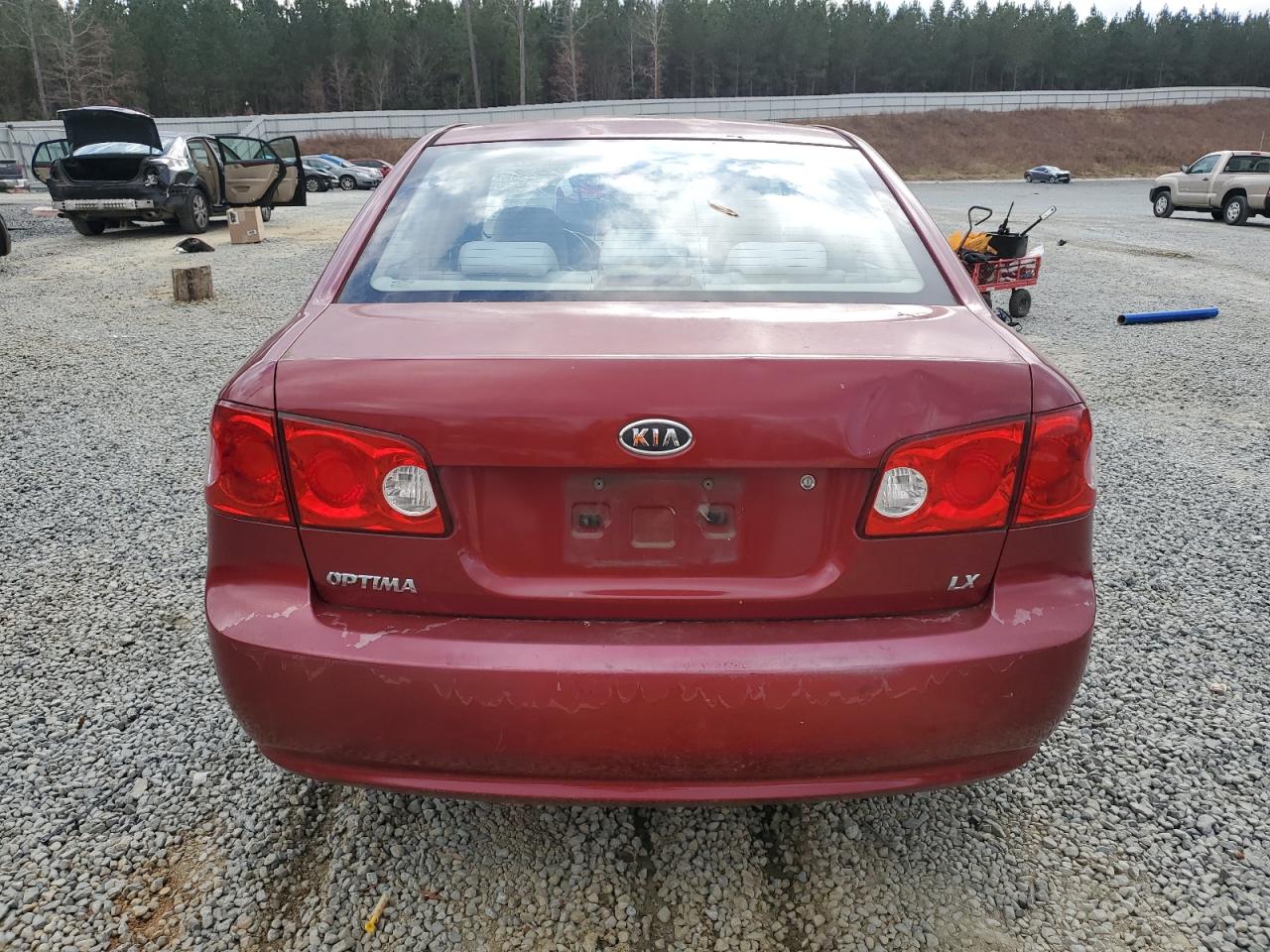 2008 Kia Optima Lx VIN: KNAGE123685200051 Lot: 85258904