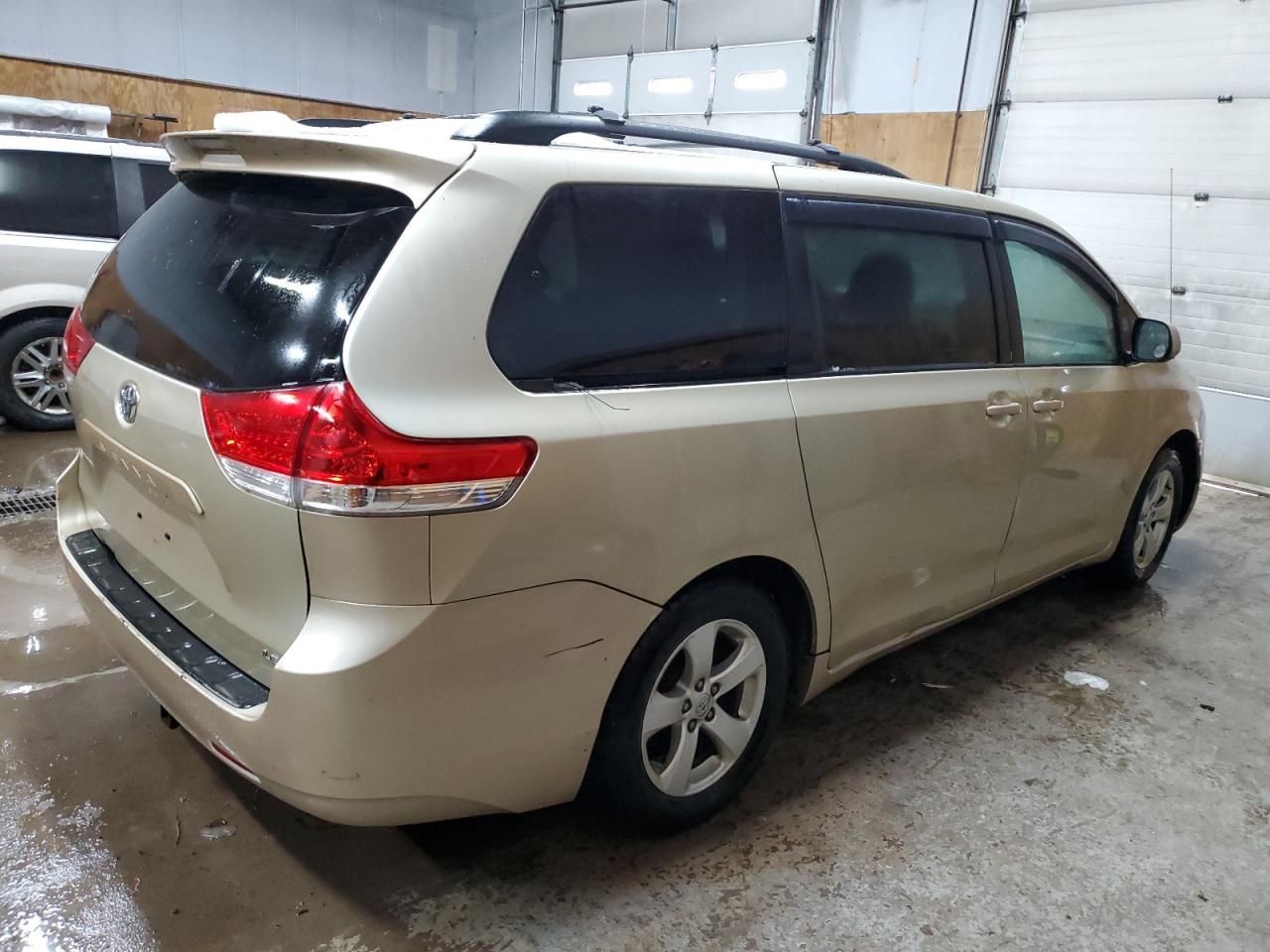 5TDKK3DC4ES466169 2014 Toyota Sienna Le