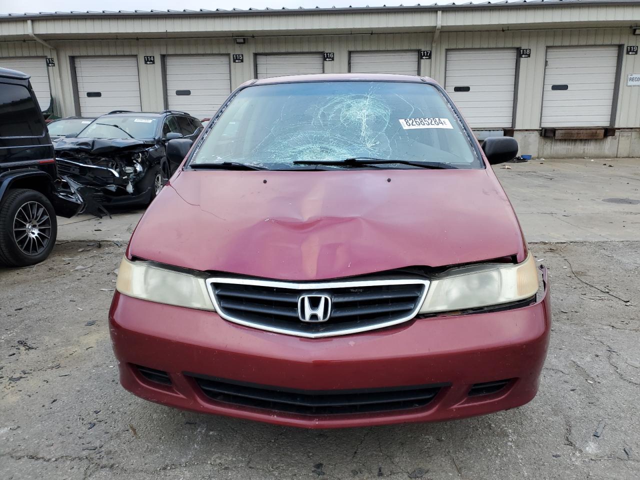 2002 Honda Odyssey Lx VIN: 5FNRL18522B028567 Lot: 82685284