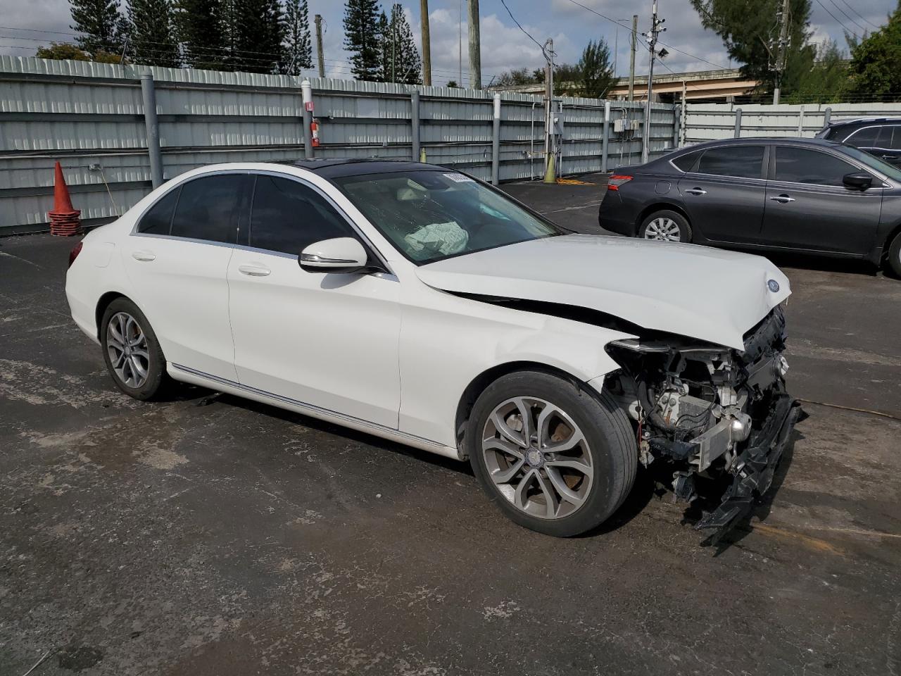 2017 Mercedes-Benz C 300 VIN: 55SWF4JB3HU202617 Lot: 86882604