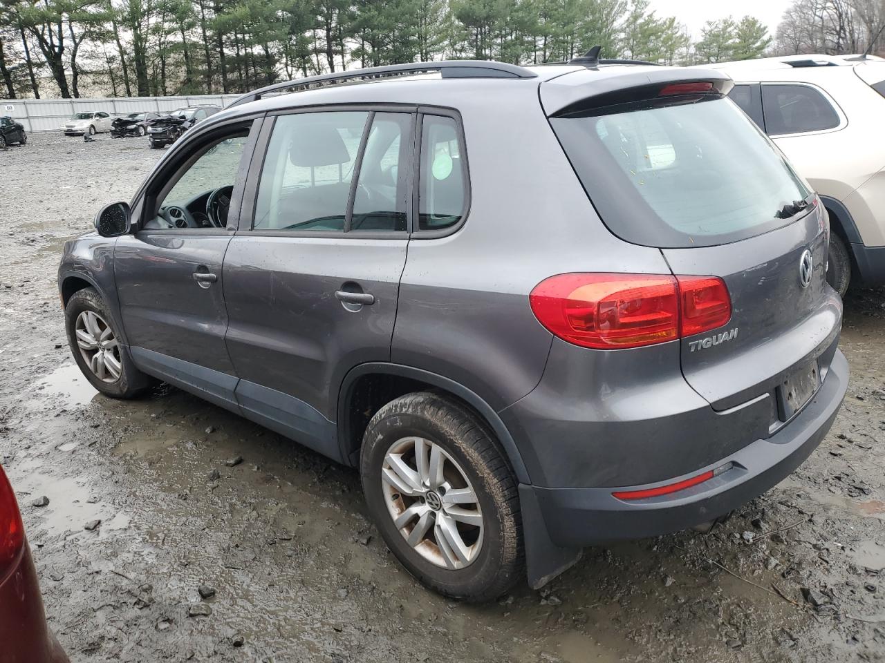 2015 Volkswagen Tiguan S VIN: WVGBV7AX6FW581732 Lot: 85035094