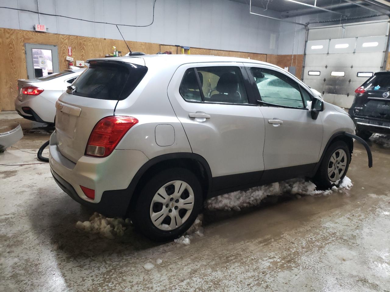 2018 Chevrolet Trax Ls VIN: 3GNCJKSB0JL318491 Lot: 82585084