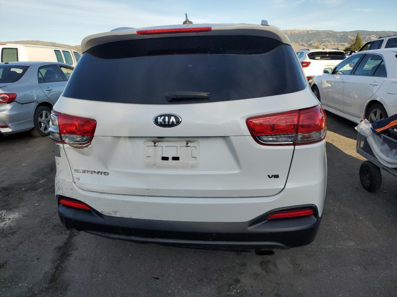 2018 Kia Sorento Lx VIN: 5XYPG4A58JG341119 Lot: 85985364