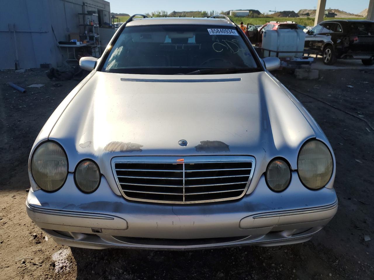 2000 Mercedes-Benz E 320 VIN: WDBJH65J2YB067490 Lot: 85840934