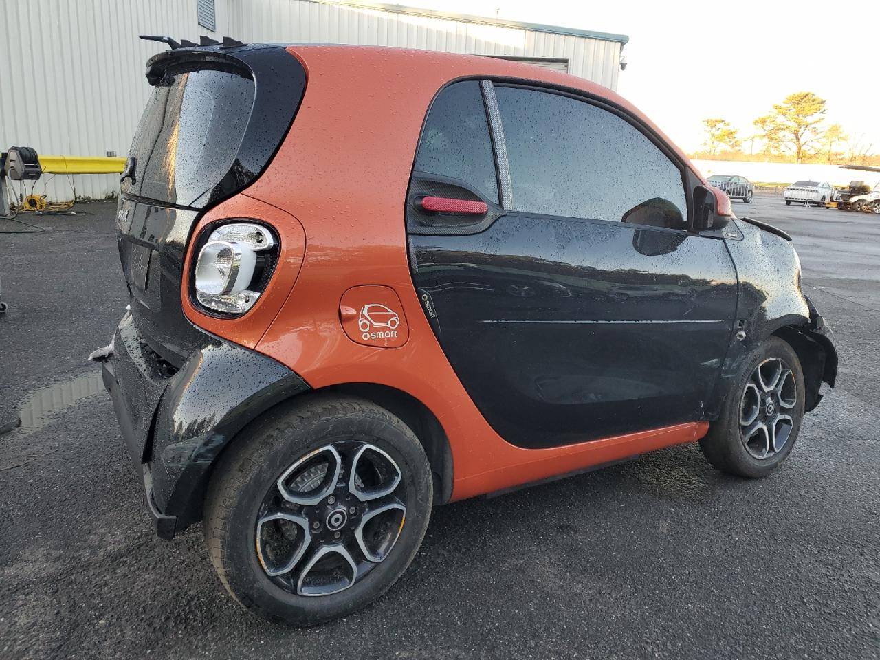 2018 Smart Fortwo VIN: WMEFJ9BA6JK326247 Lot: 85744894