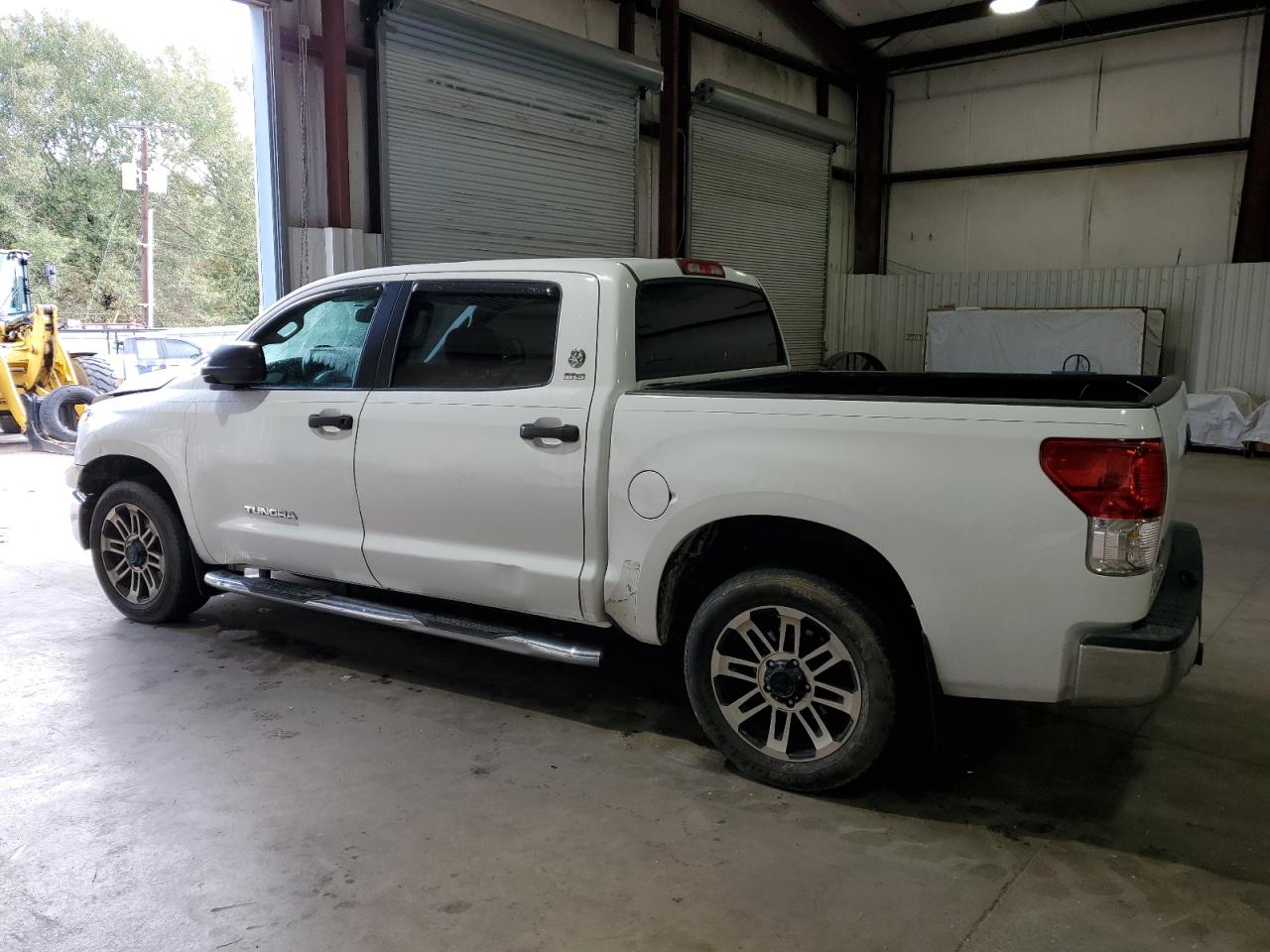 2013 Toyota Tundra Crewmax Sr5 VIN: 5TFEM5F14DX058021 Lot: 83820134