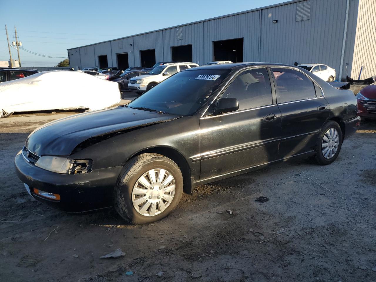 1996 Honda Accord Lx VIN: 1HGCD5637TA146086 Lot: 85520734