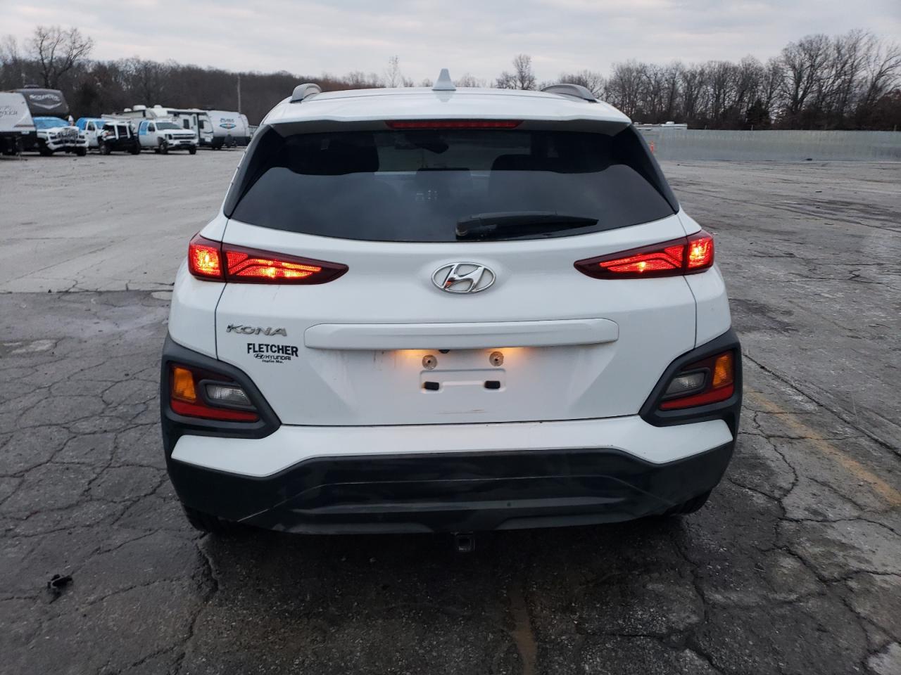 2021 Hyundai Kona Sel Plus VIN: KM8K62AA5MU617463 Lot: 86175784