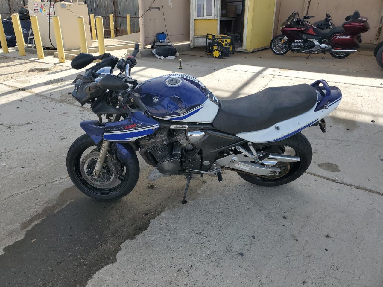 2005 Suzuki Gsf1200 Base VIN: JS1GV77A852100909 Lot: 83058504