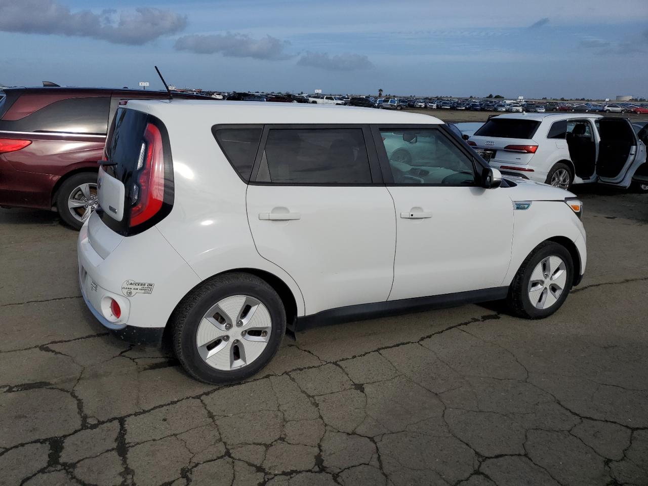 2015 Kia Soul Ev VIN: KNDJP3AE4F7002300 Lot: 86487214