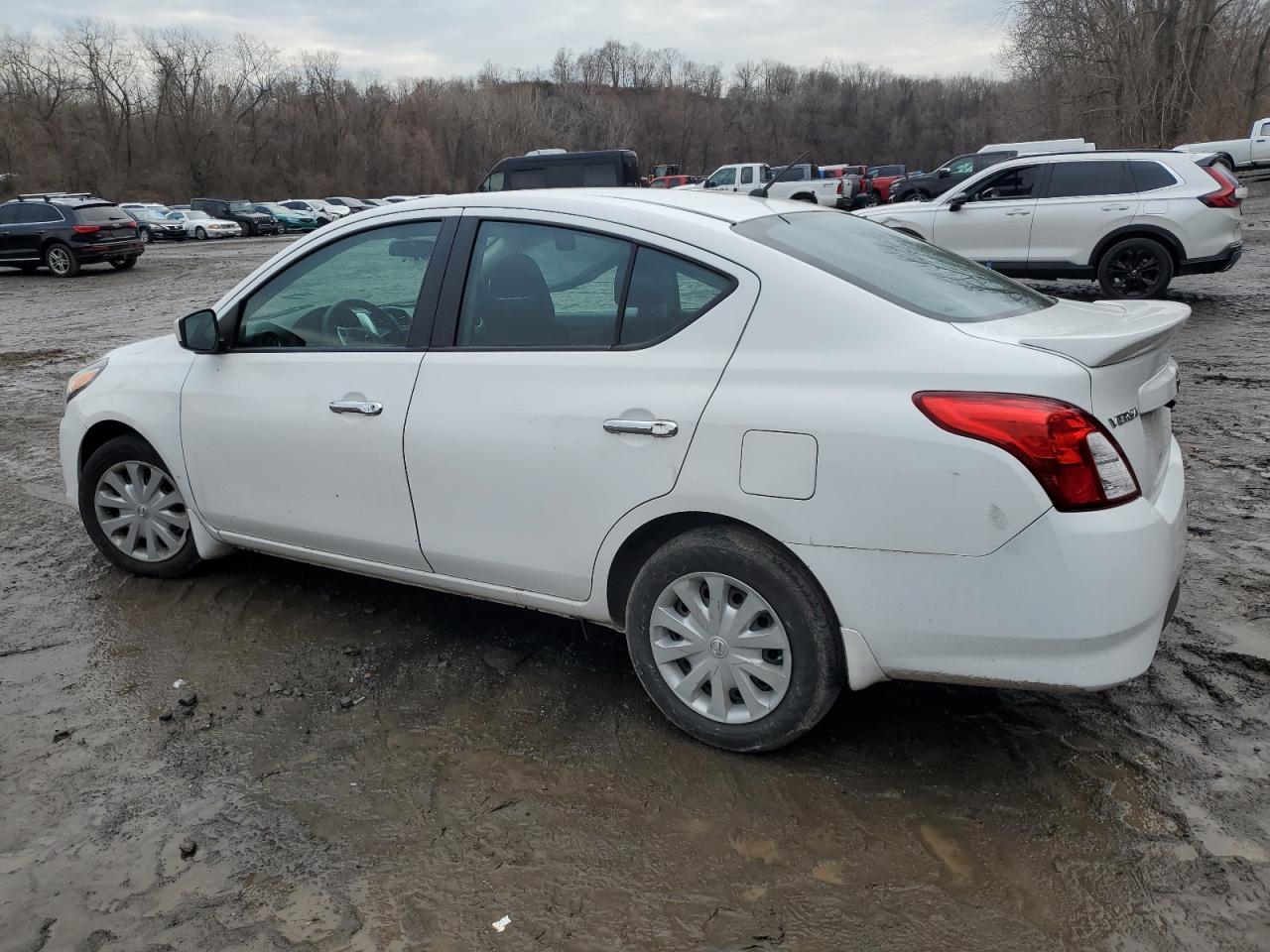 2015 Nissan Versa S VIN: 3N1CN7AP1FL896584 Lot: 82225144