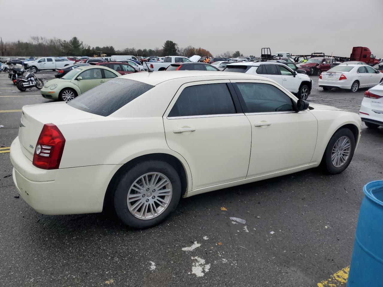 2008 Chrysler 300 Lx VIN: 2C3KA43R78H273861 Lot: 85206954