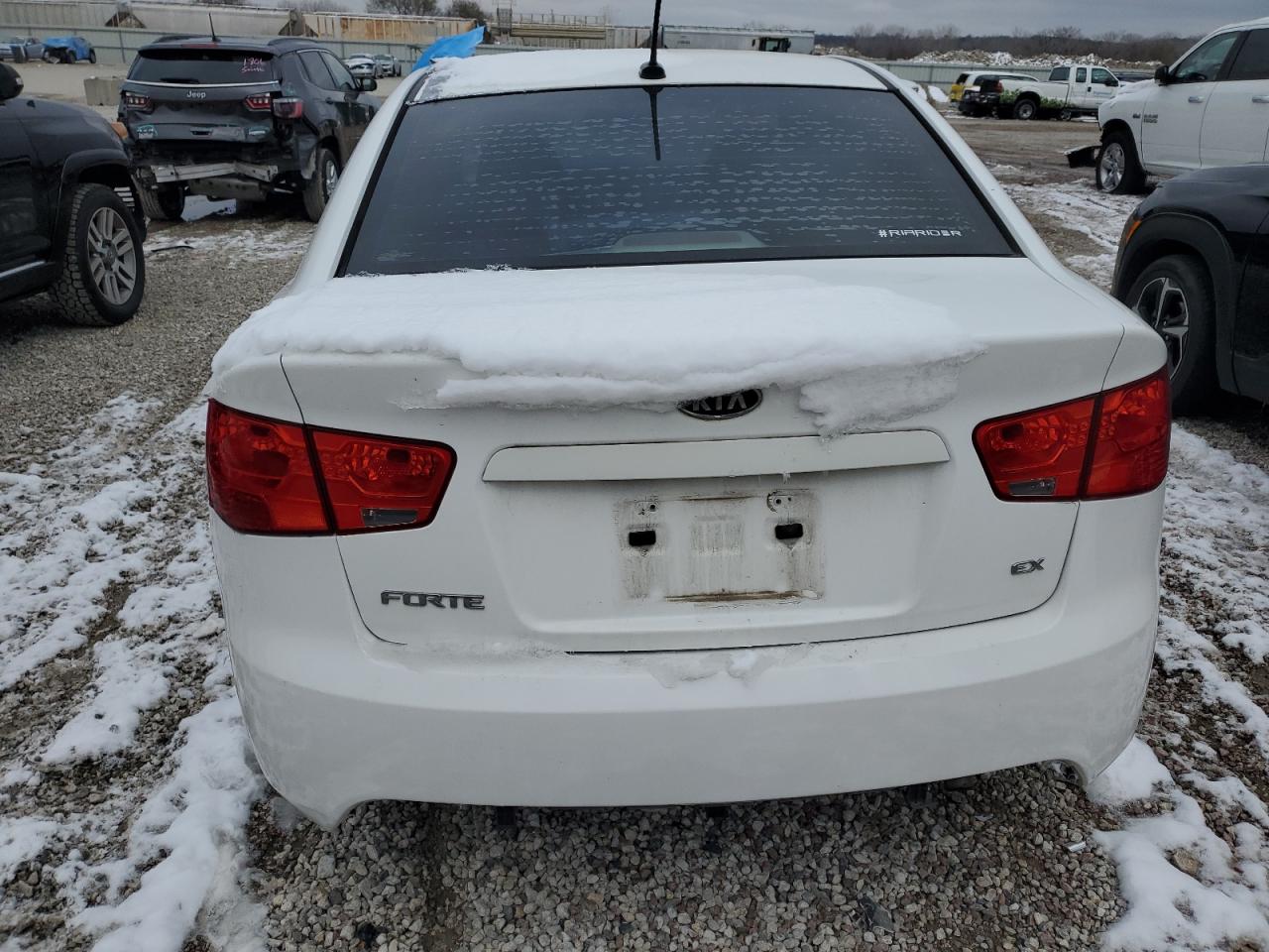 2010 Kia Forte Ex VIN: KNAFU4A29A5847395 Lot: 82962514