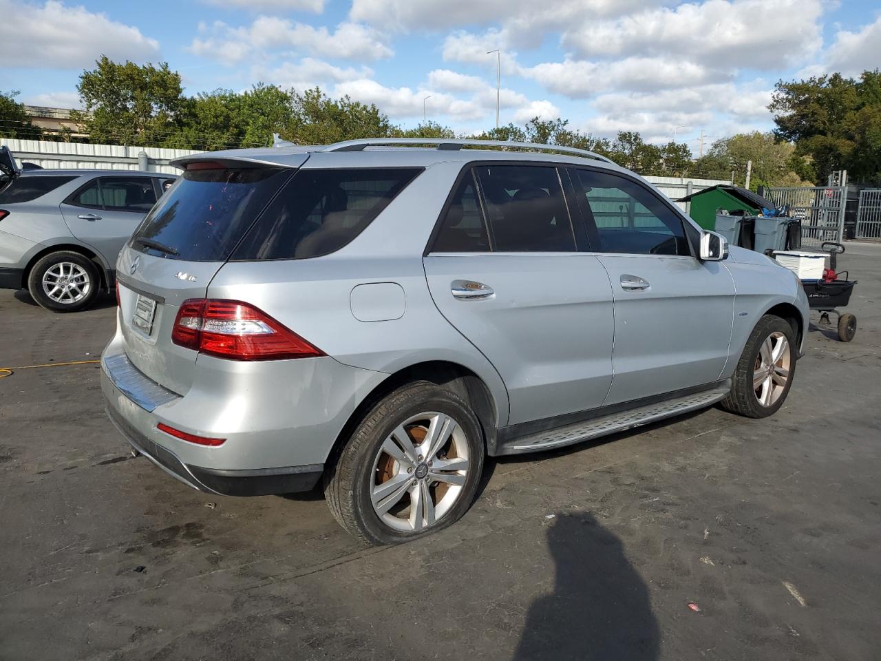 2012 Mercedes-Benz Ml 350 4Matic VIN: 4JGDA5HB4CA025611 Lot: 84252724