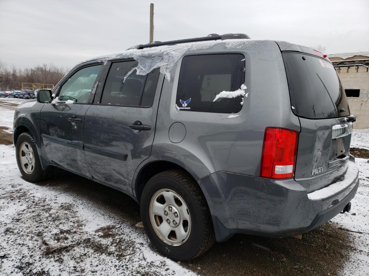 2011 Honda Pilot Lx VIN: 5FNYF4H21BB088883 Lot: 84765334