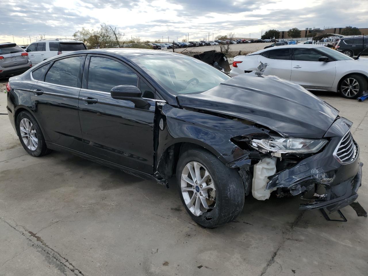 3FA6P0HD1LR135477 2020 Ford Fusion Se