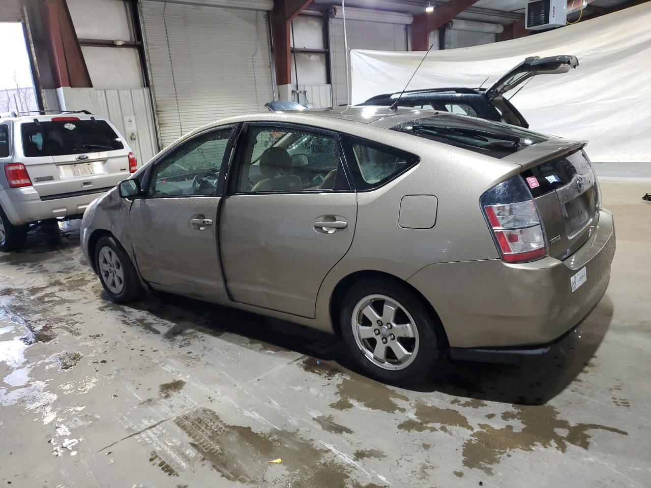 JTDKB20UX40069222 2004 Toyota Prius