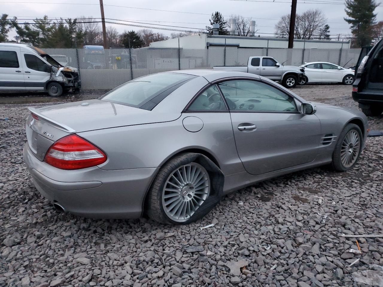 2007 Mercedes-Benz Sl 550 VIN: WDBSK71F47F122803 Lot: 83646184