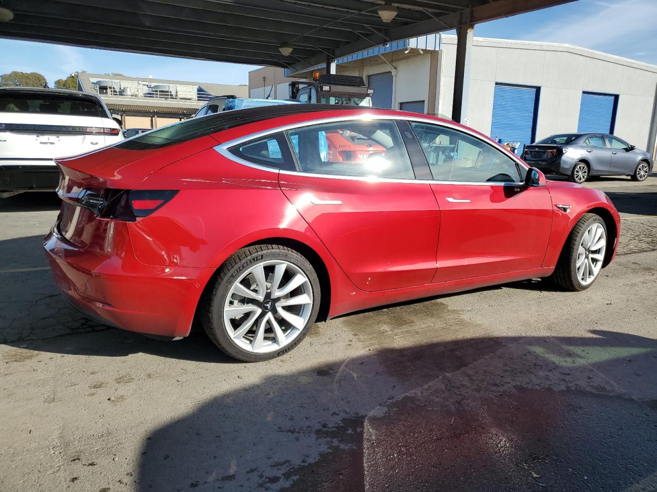 2018 Tesla Model 3 VIN: 5YJ3E1EA3JF031168 Lot: 87063774