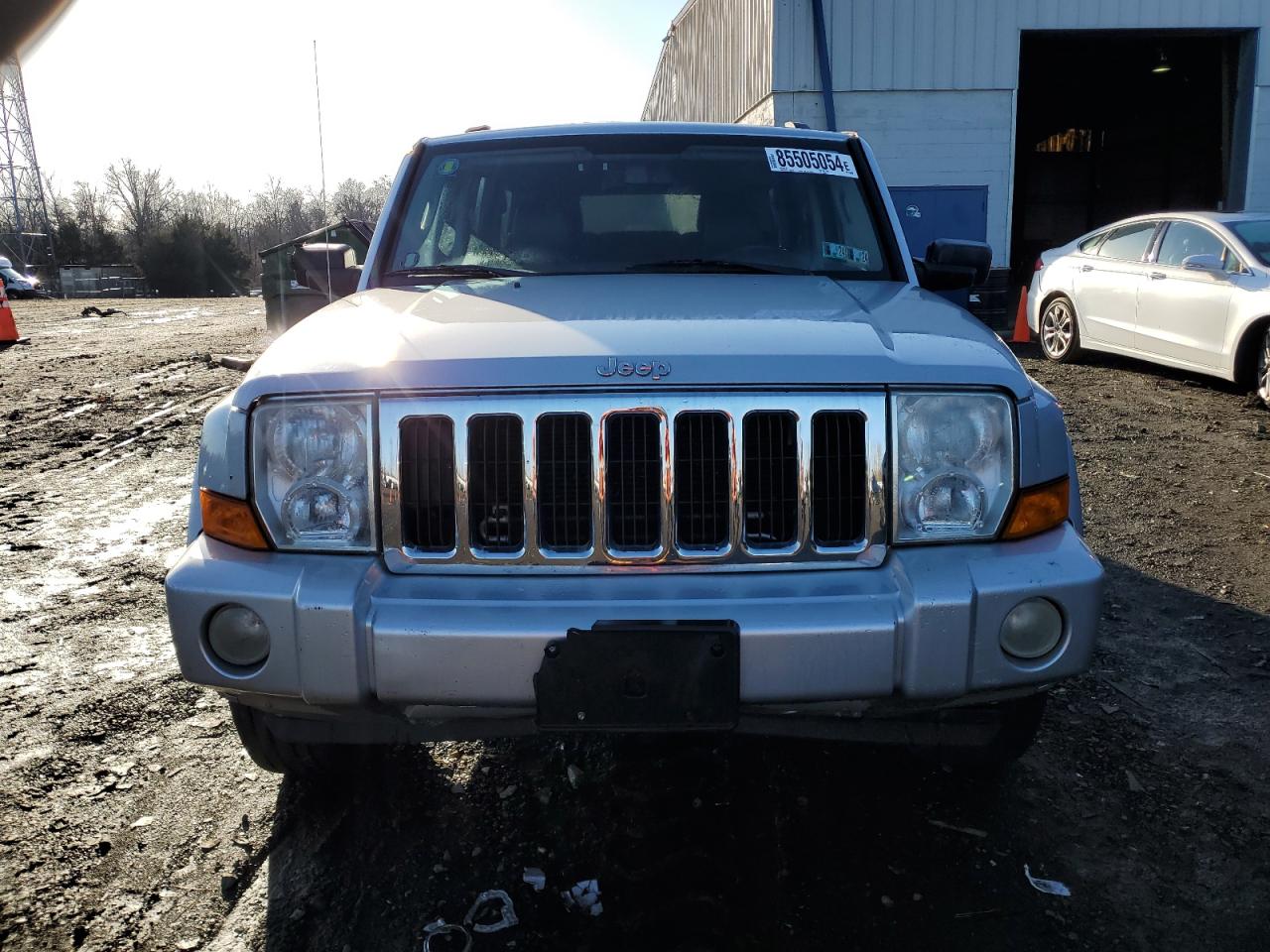 2009 Jeep Commander Sport VIN: 1J8HG48K89C549204 Lot: 85505054