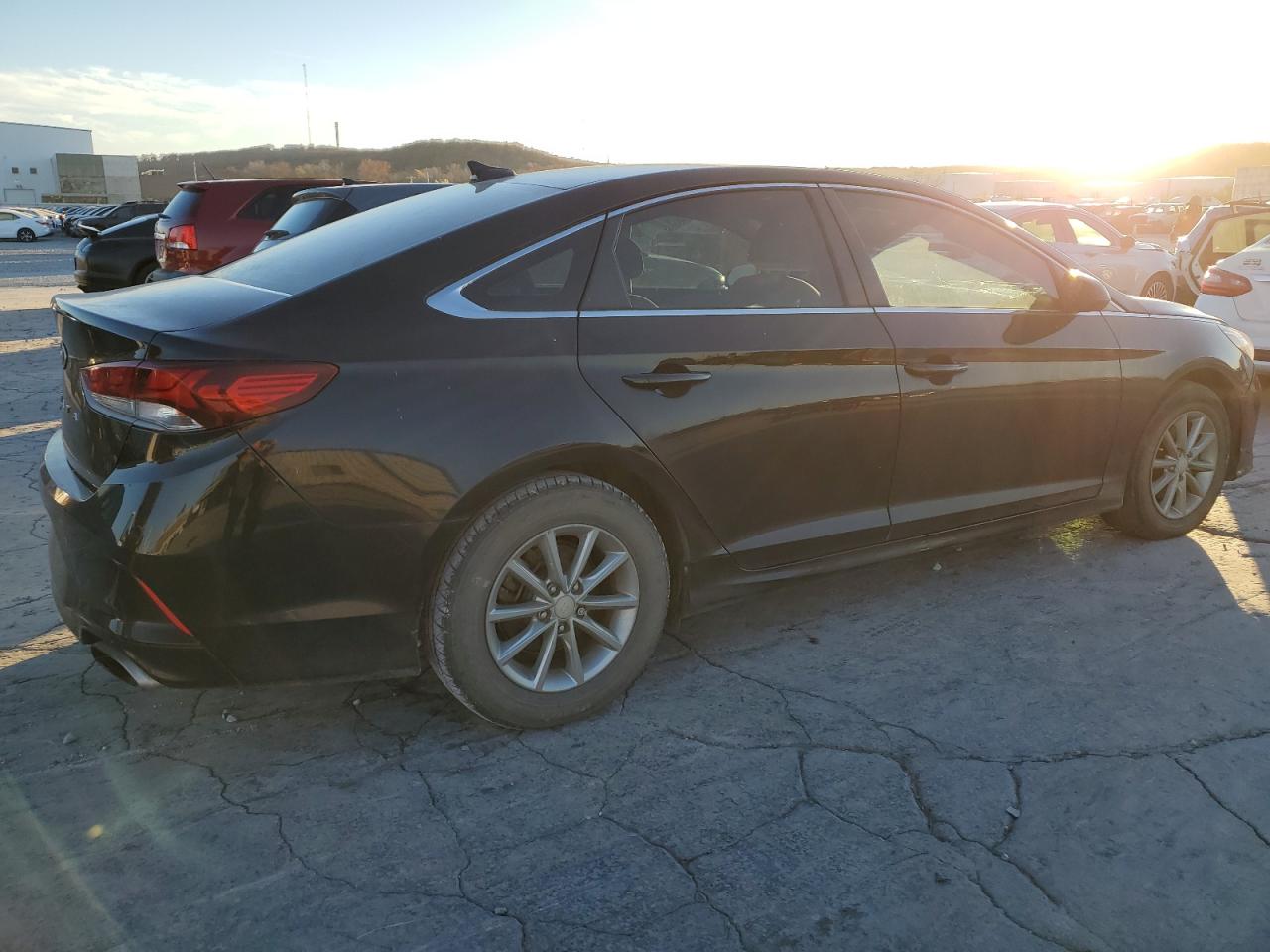 2018 Hyundai Sonata Se VIN: 5NPE24AF8JH624093 Lot: 82562064