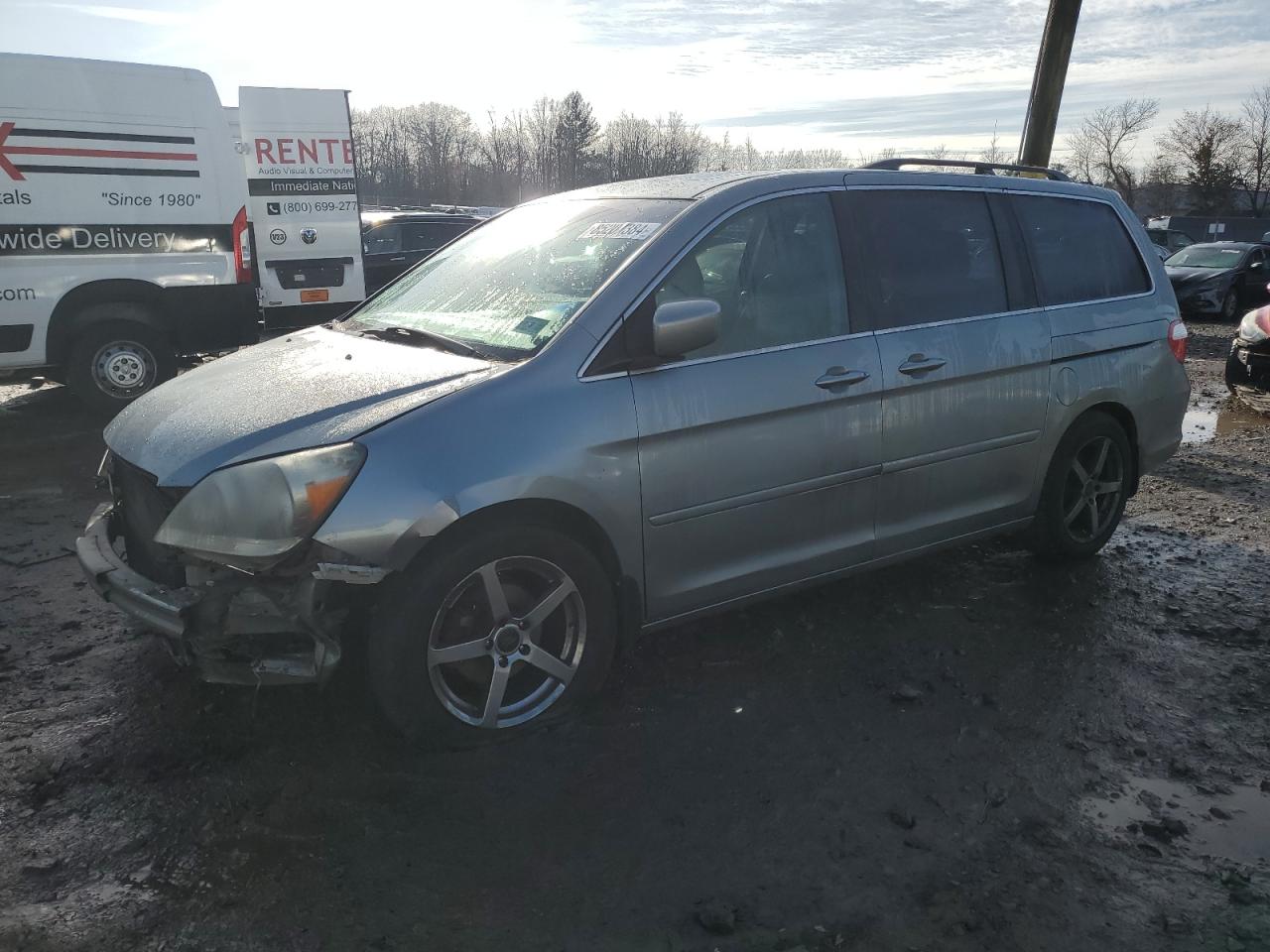 2005 Honda Odyssey Touring VIN: 5FNRL38825B024108 Lot: 85207384