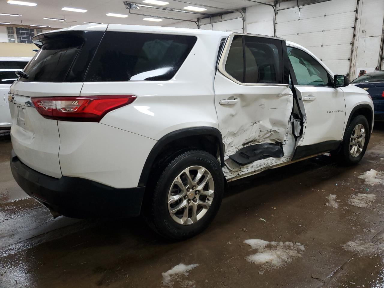 2019 Chevrolet Traverse Ls VIN: 1GNERFKW6KJ296355 Lot: 85772214