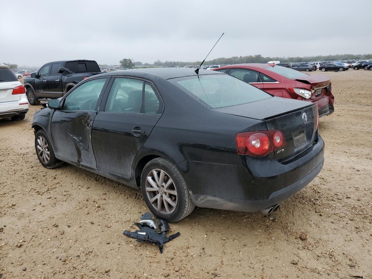 2010 Volkswagen Jetta S VIN: 3VWJZ7AJ3AM014707 Lot: 83381294